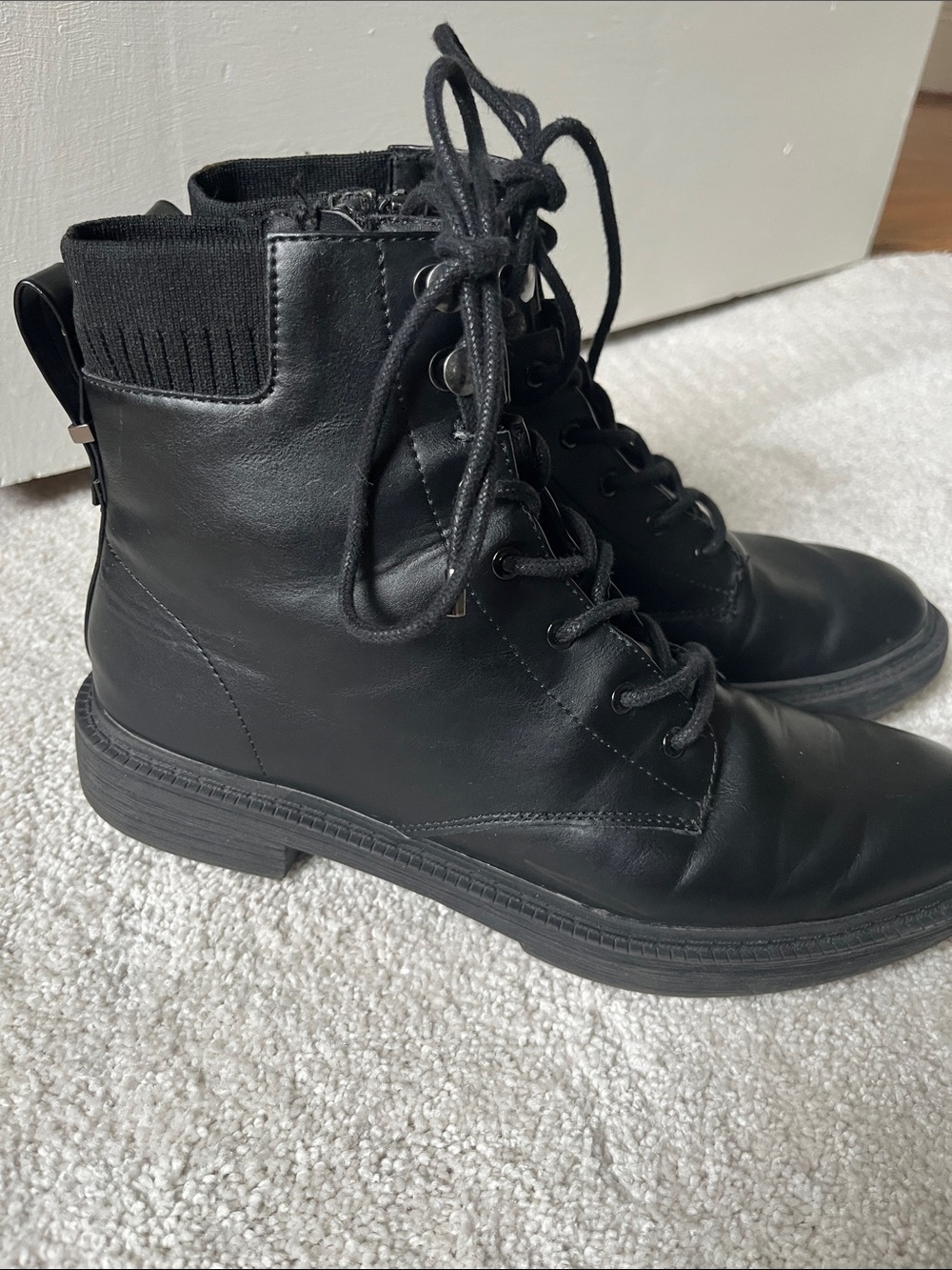 Kenneth Cole Reaction Wills Lug Lace-Up Boots